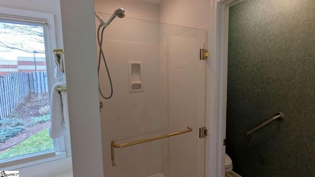 207 Sun Garden Court, Greenville, SC 29615