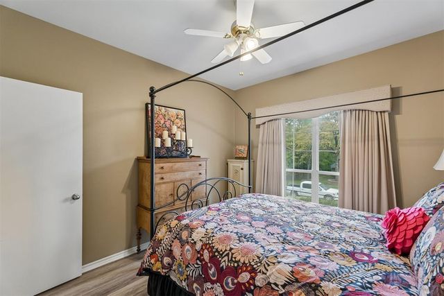 709 N Creek Drive, Edmond, OK 73034
