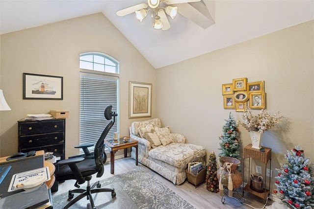 709 N Creek Drive, Edmond, OK 73034