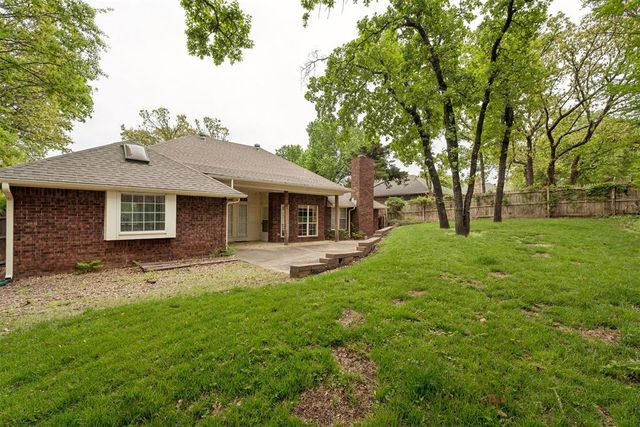 709 N Creek Drive, Edmond, OK 73034