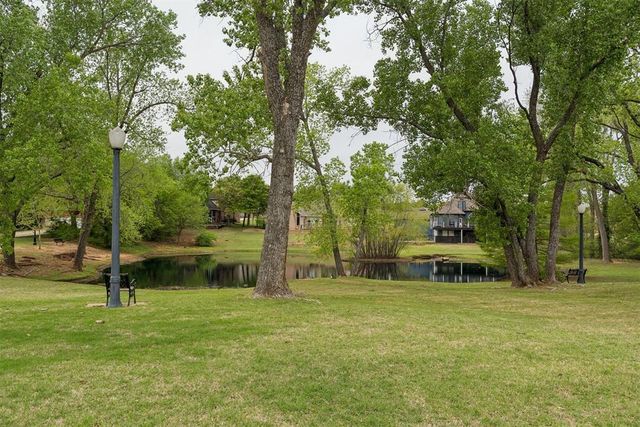 709 N Creek Drive, Edmond, OK 73034