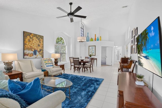10984 Stafford Circle S, Boynton Beach, FL 33436