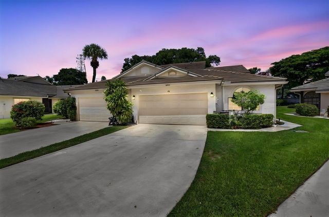 10984 Stafford Circle S, Boynton Beach, FL 33436
