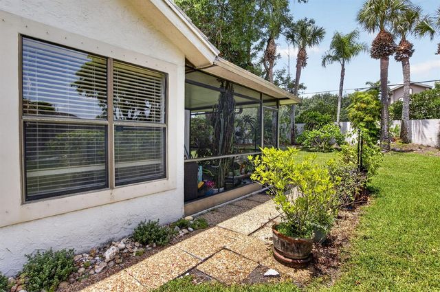 10984 Stafford Circle S, Boynton Beach, FL 33436