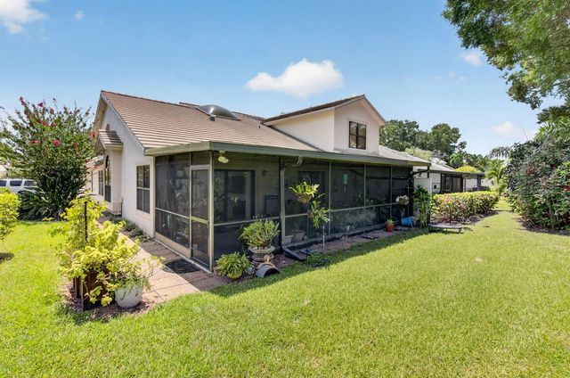 10984 Stafford Circle S, Boynton Beach, FL 33436
