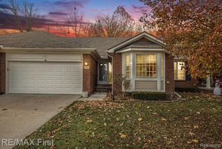 47231 Admirals Cove Lane, Chesterfield, MI 48051