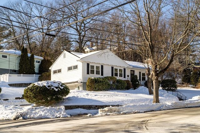 72 Crosby St, Arlington, MA 02474