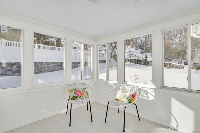 72 Crosby St, Arlington, MA 02474