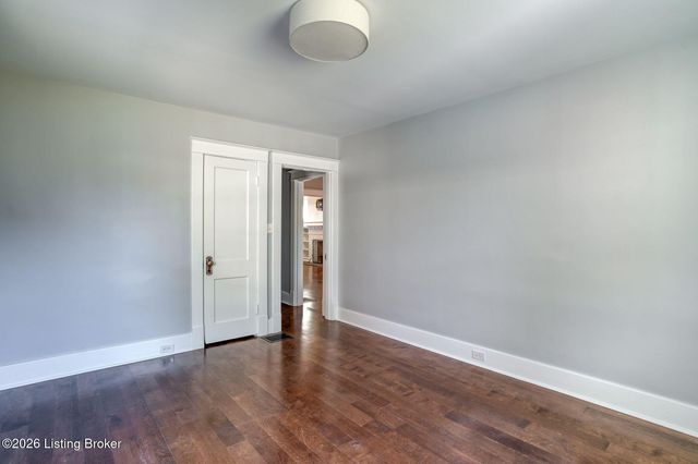 2103 Wrocklage Ave, Louisville, KY 40205