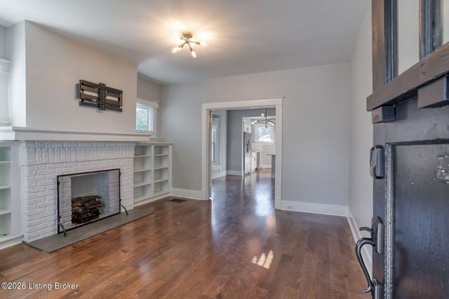 2103 Wrocklage Ave, Louisville, KY 40205
