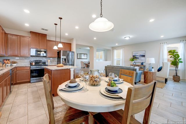 10142 Overlook Canyon, San Antonio, TX 78245