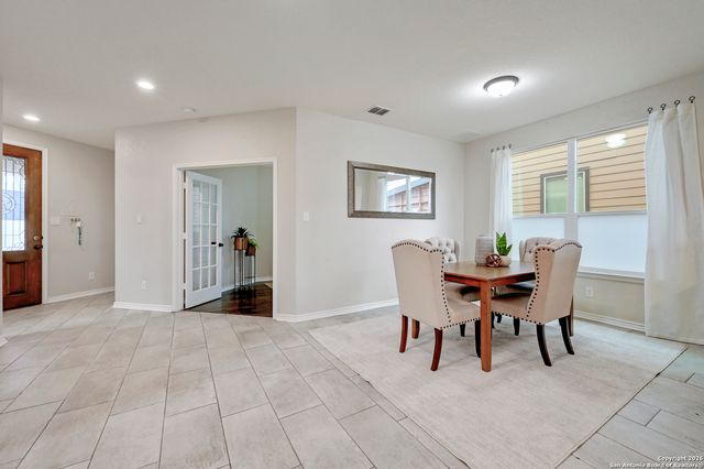 10142 Overlook Canyon, San Antonio, TX 78245