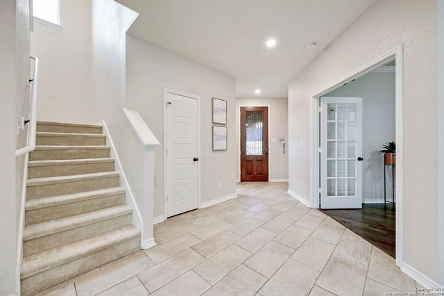 10142 Overlook Canyon, San Antonio, TX 78245