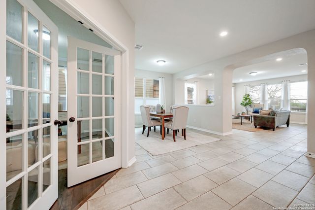 10142 Overlook Canyon, San Antonio, TX 78245