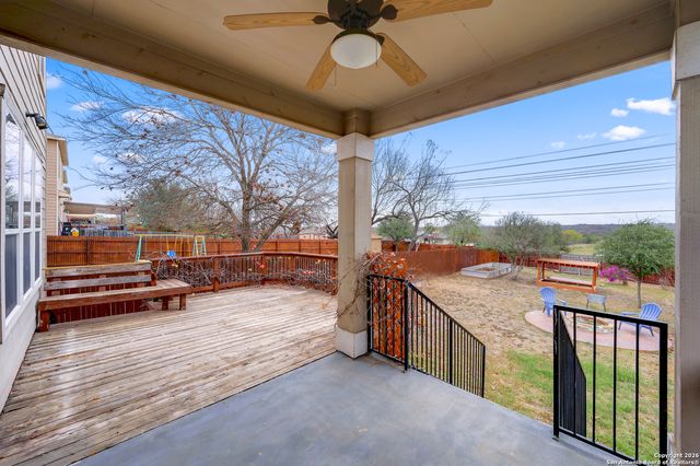 10142 Overlook Canyon, San Antonio, TX 78245