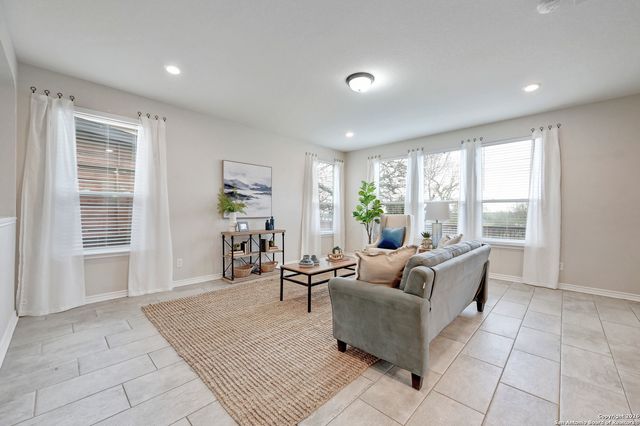 10142 Overlook Canyon, San Antonio, TX 78245