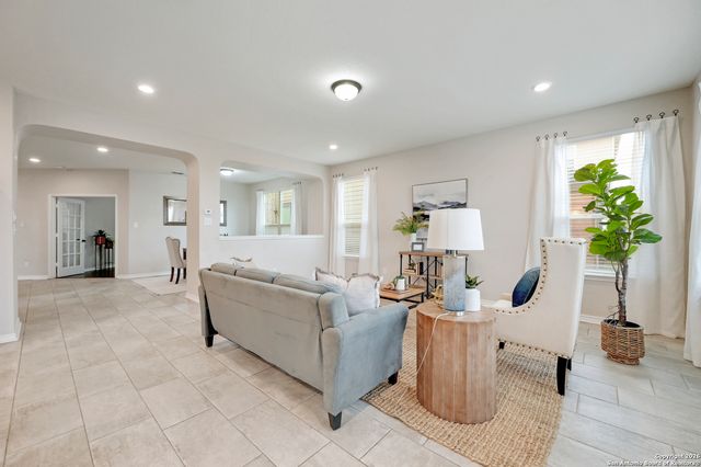 10142 Overlook Canyon, San Antonio, TX 78245