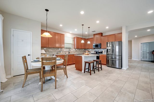 10142 Overlook Canyon, San Antonio, TX 78245