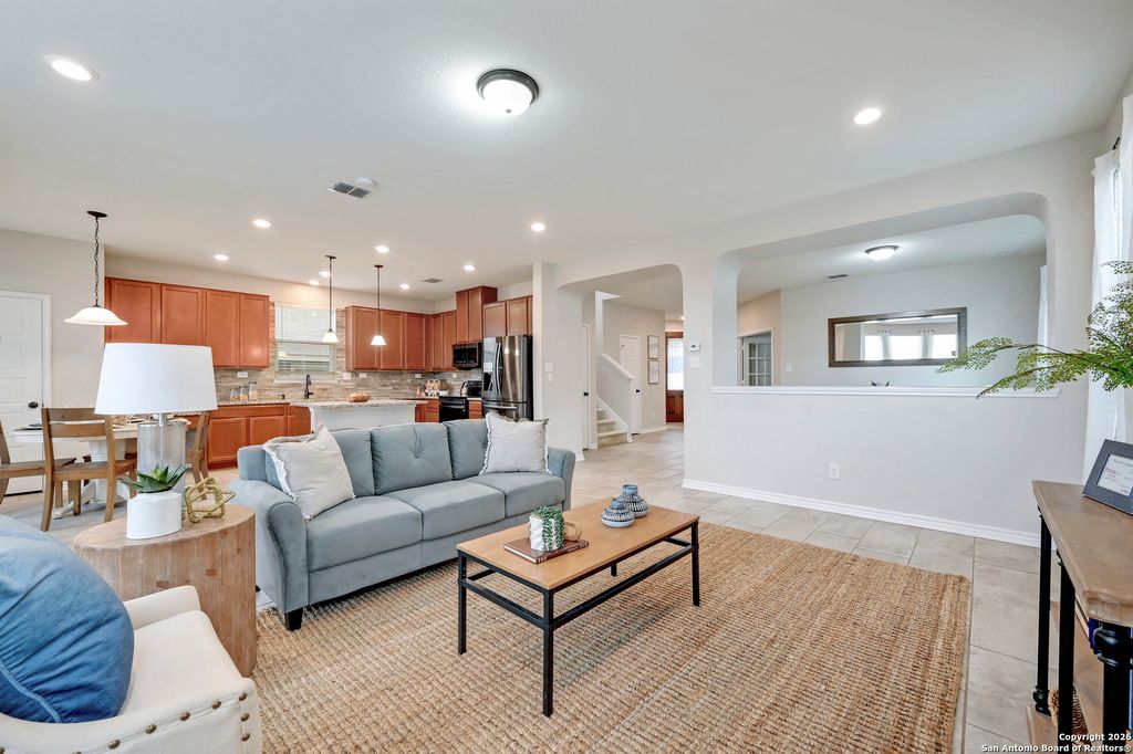 10142 Overlook Canyon, San Antonio, TX 78245