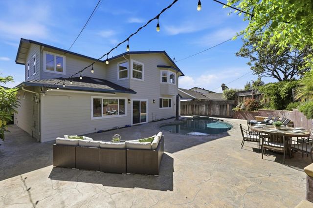 200 Cortez Street, Capitola, CA 95010