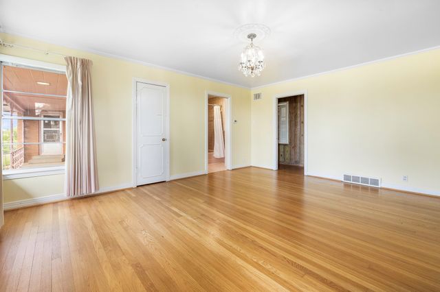 2000 Standifer Street, Fort Worth, TX 76164