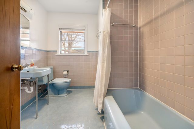 2000 Standifer Street, Fort Worth, TX 76164