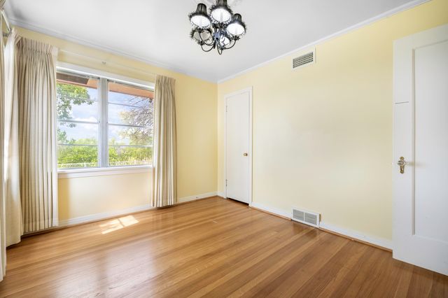 2000 Standifer Street, Fort Worth, TX 76164