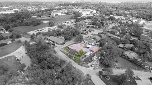 2000 Standifer Street, Fort Worth, TX 76164