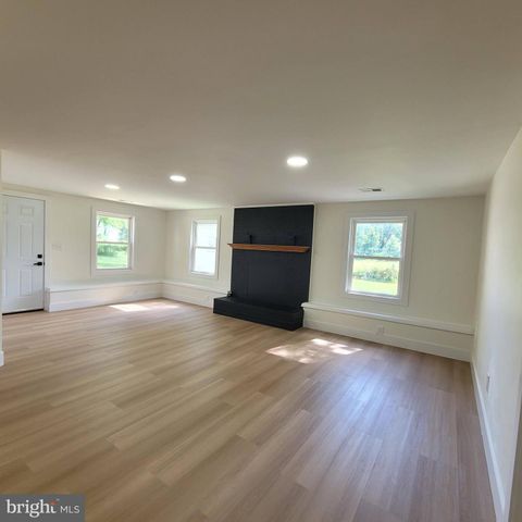 7011 OLD CHAPEL DR, Bowie, MD 20715