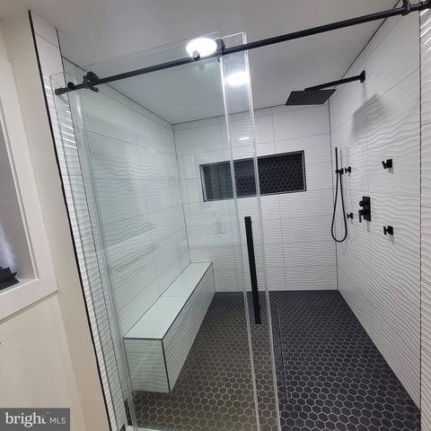 7011 OLD CHAPEL DR, Bowie, MD 20715