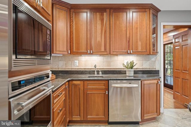 6710 WEMBERLY WAY, Mclean, VA 22101