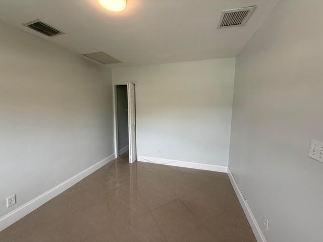 477 NE 35th Street, Boca Raton, FL 33431