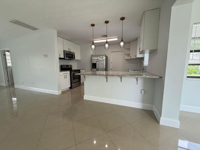 477 NE 35th Street, Boca Raton, FL 33431