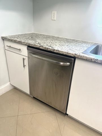 477 NE 35th Street, Boca Raton, FL 33431