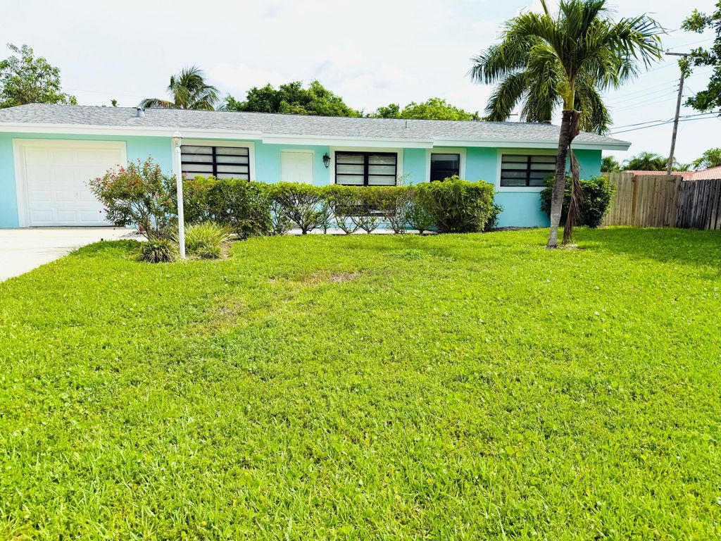 477 NE 35th Street, Boca Raton, FL 33431
