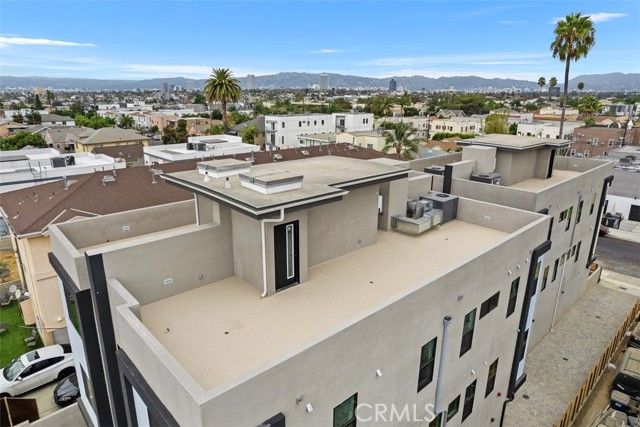 4538 W 18th Street, Los Angeles, CA 90019