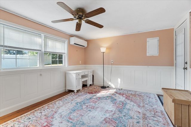 18 Evergreen Rd, Plainville, MA 02762