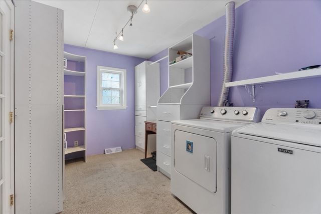18 Evergreen Rd, Plainville, MA 02762