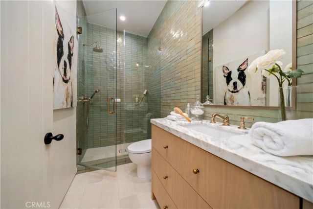 831 Teakwood Road, Los Angeles, CA 90049