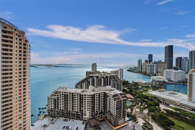 848 Brickell Key Dr 3206, Miami, FL 33131