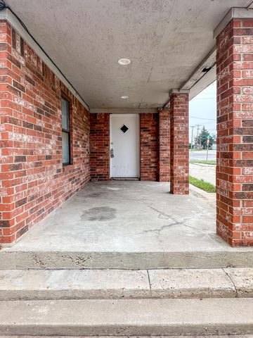 600 S Mcgee Street, Borger, TX 79007