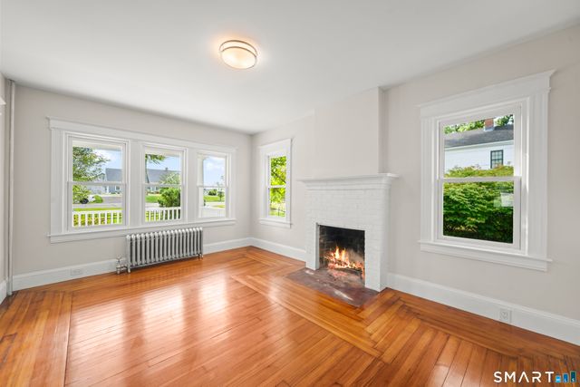 517 North Main Street, Suffield, CT 06078