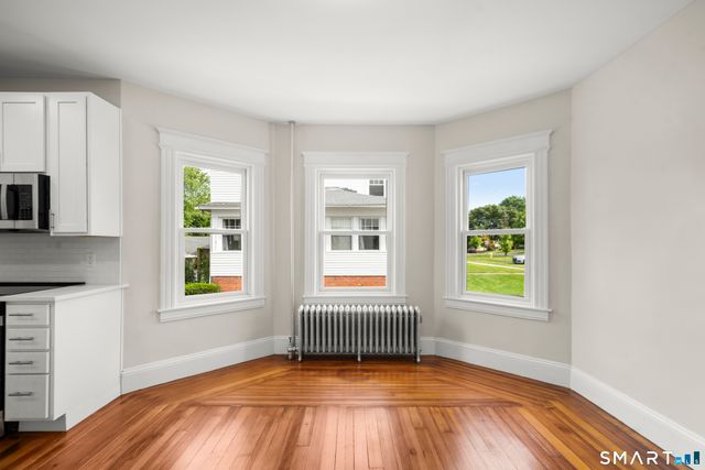 517 North Main Street, Suffield, CT 06078
