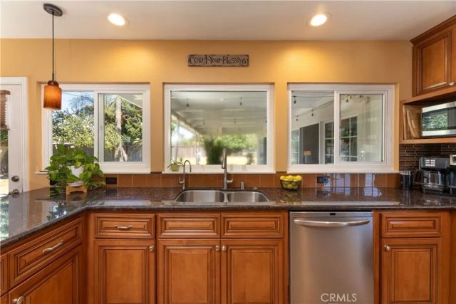 6551 E. Bacarro, Long Beach, CA 90815