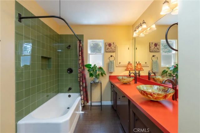 6551 E. Bacarro, Long Beach, CA 90815