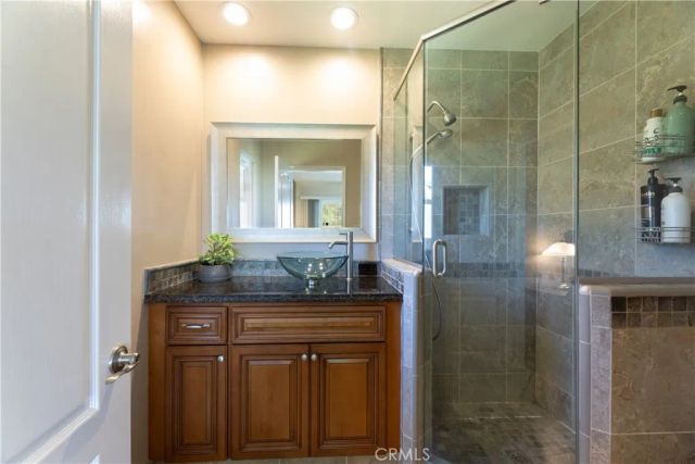 6551 E. Bacarro, Long Beach, CA 90815