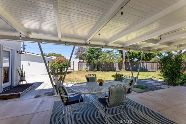 6551 E. Bacarro, Long Beach, CA 90815