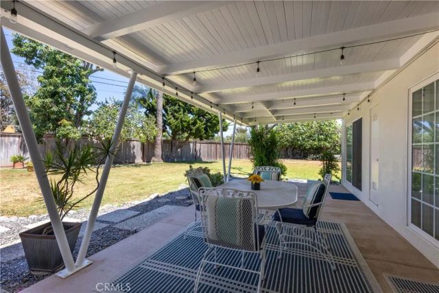 6551 E. Bacarro, Long Beach, CA 90815