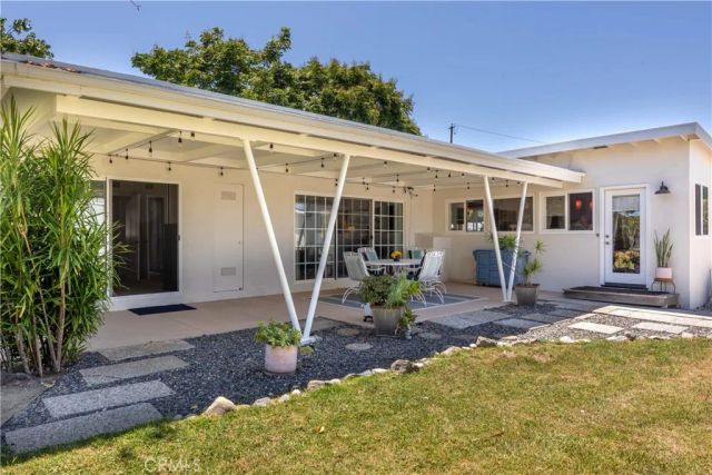 6551 E. Bacarro, Long Beach, CA 90815