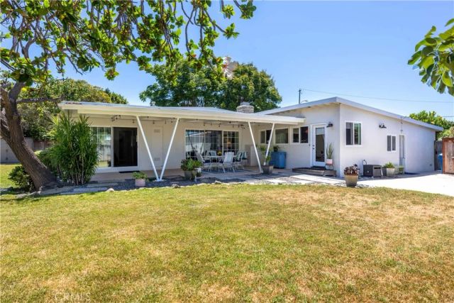 6551 E. Bacarro, Long Beach, CA 90815